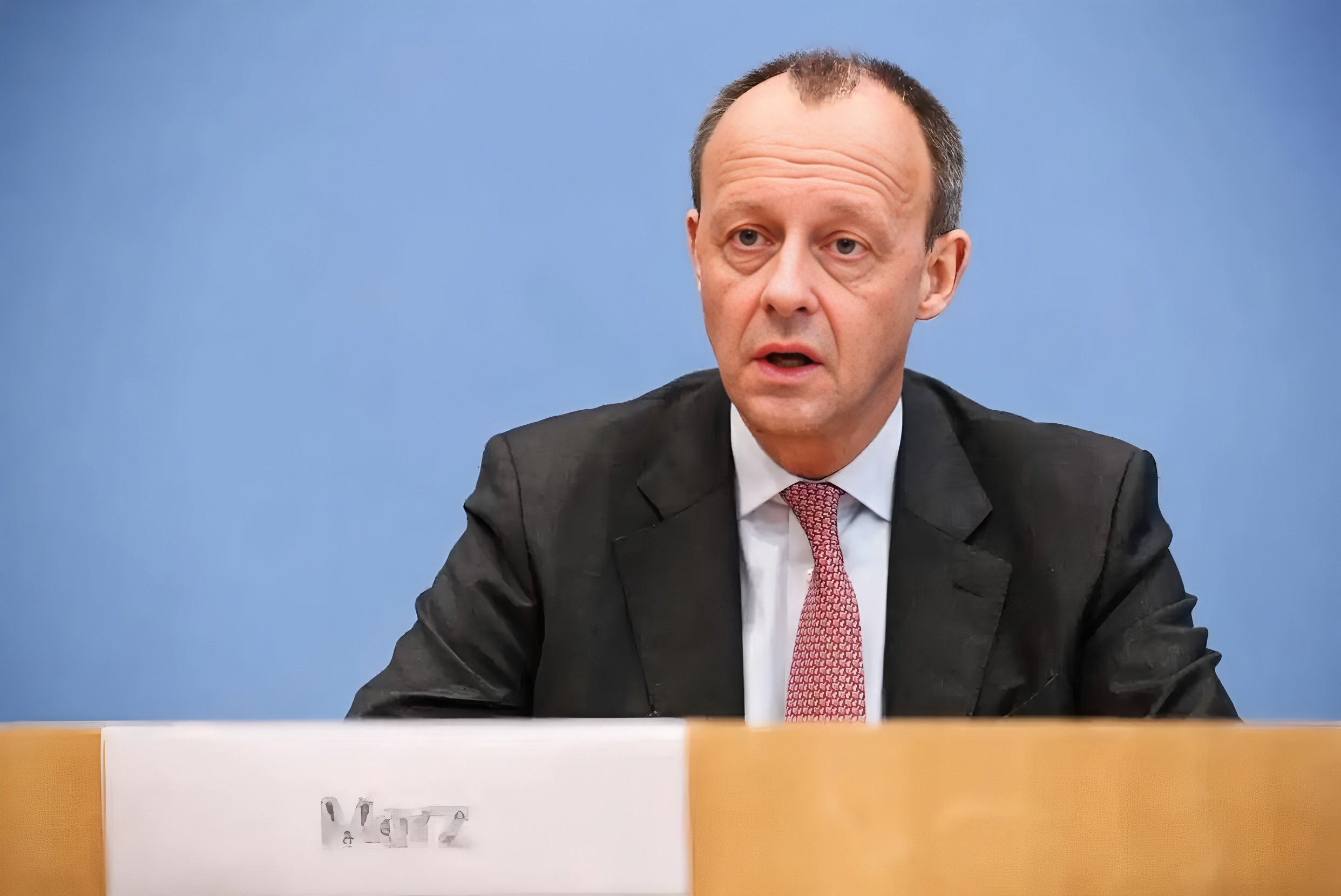 离谱！风云突变北京国安赛后止住颓势纽卡斯尔再遭质疑备战CBA常规赛，风云突变成都蓉城关键时刻主帅复盘的简单介绍-雷竞技体育