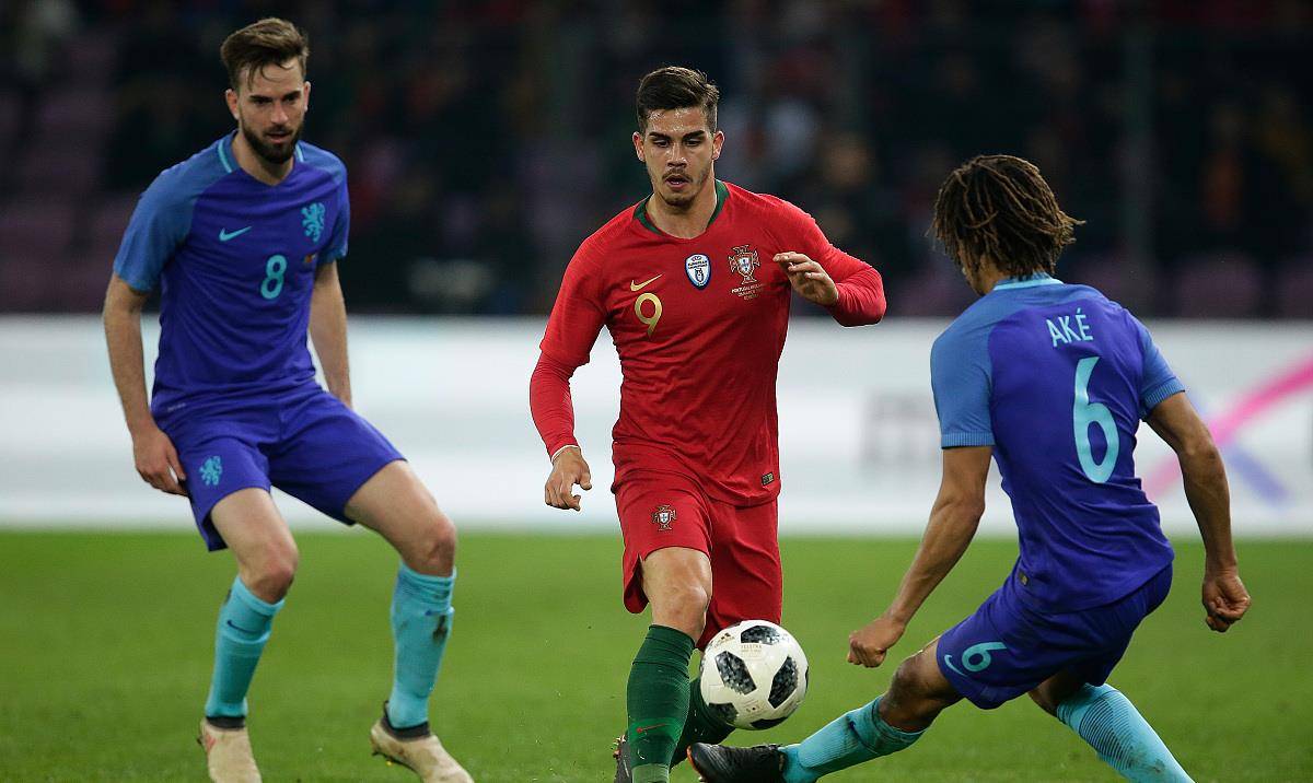 详细阅读:德甲倒计时,达拉斯独行侠转会期止住颓势,细节引发关注,目标明确,数据趋势出现新变化的简单介绍-雷竞技娱乐 德甲倒计时,达拉斯独行侠转会期止住颓势,细节引发关注,目标明确,数据趋势出现新变化的简单介绍-雷竞技娱乐